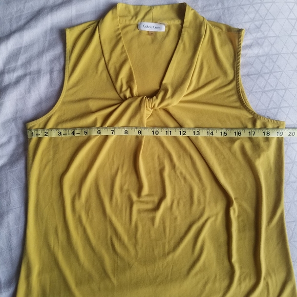 Calvin Klein top - Picture 4 of 6